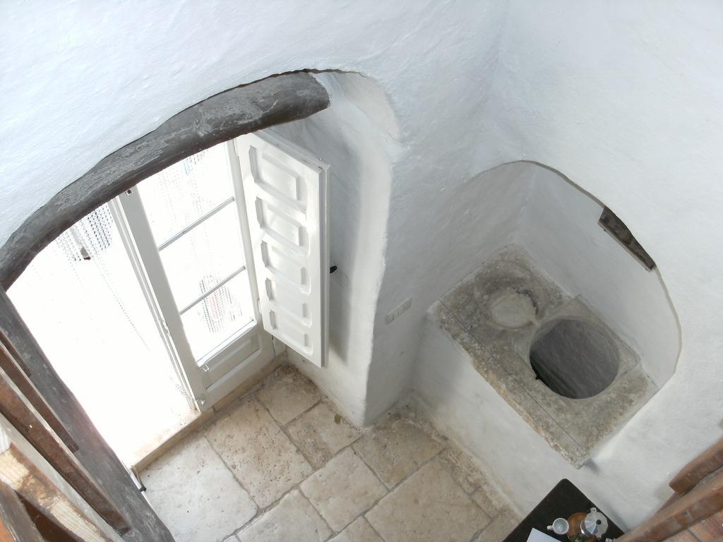 Trulli E Masseria Ianella โลโกโรตอนโด ภายนอก รูปภาพ