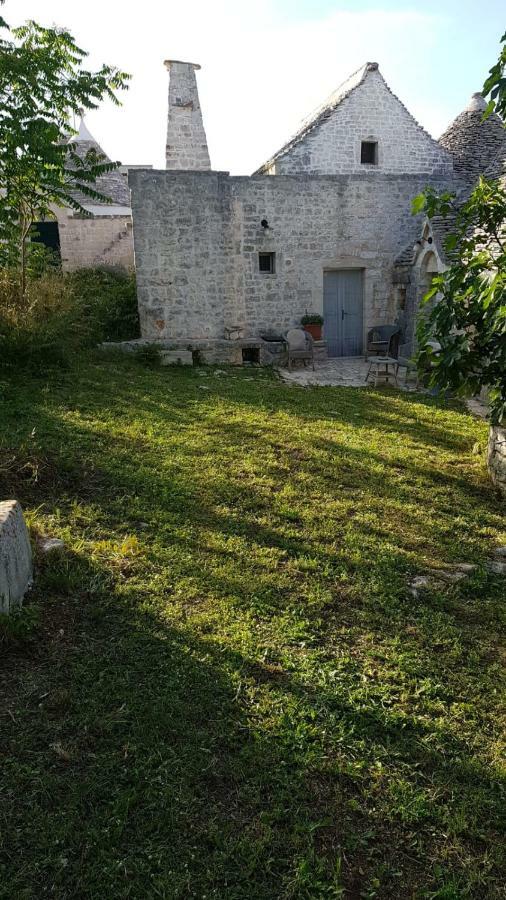 Trulli E Masseria Ianella โลโกโรตอนโด ภายนอก รูปภาพ