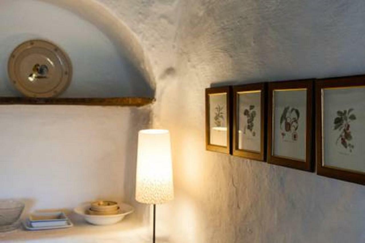 Trulli E Masseria Ianella โลโกโรตอนโด ภายนอก รูปภาพ
